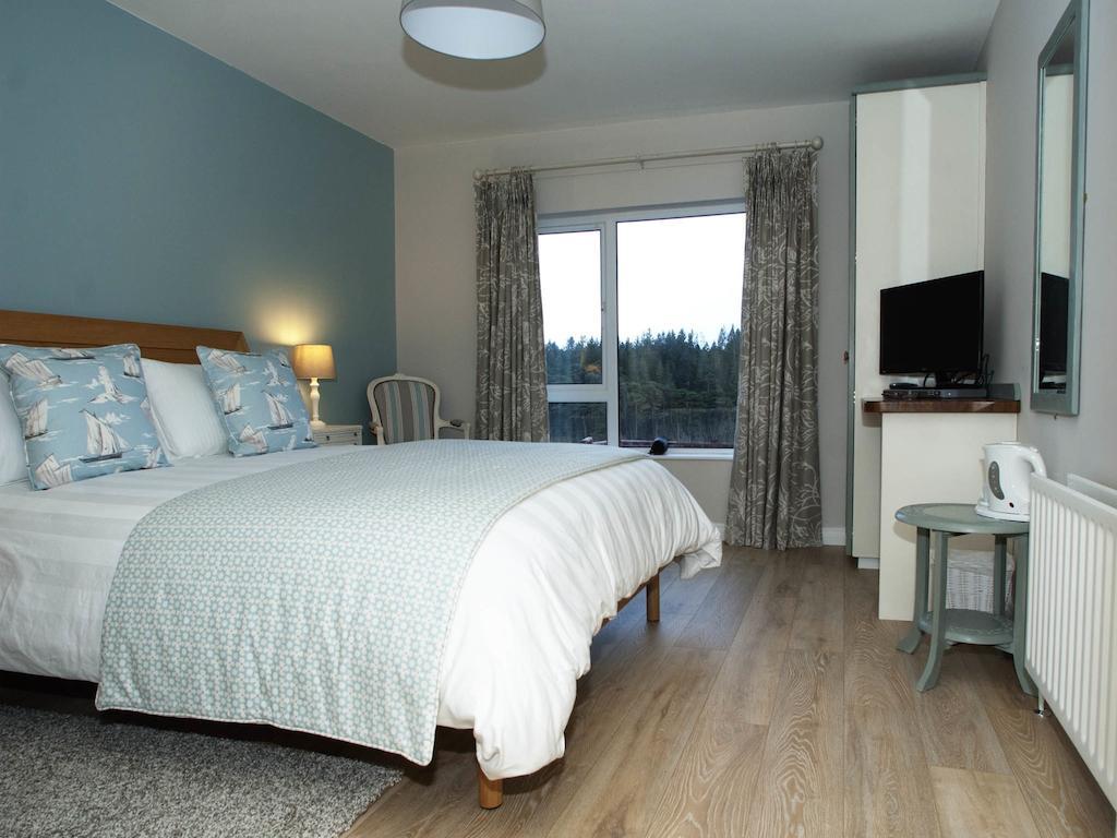 Bunlin Bay House Bed and Breakfast Milford Rum bild